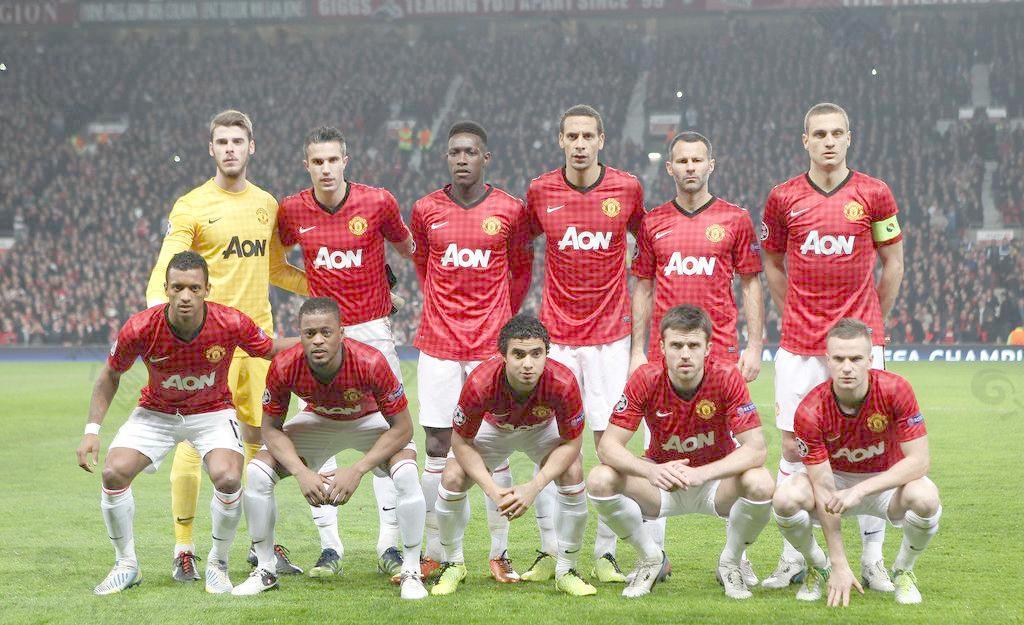 更是各自策 更是各自策